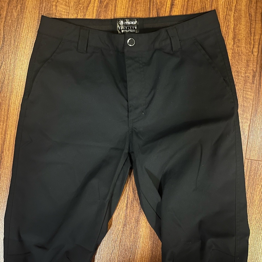 MPG shell pant